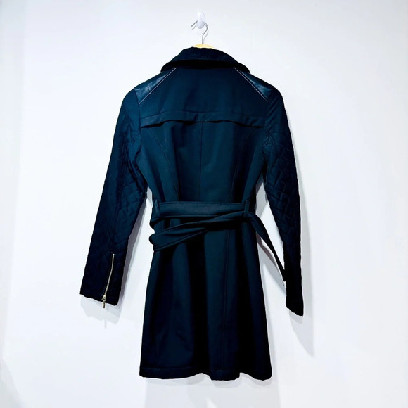 MICHAEL KORS Black coat with quilted sleeves and fleece interior - Picture 11 of 11